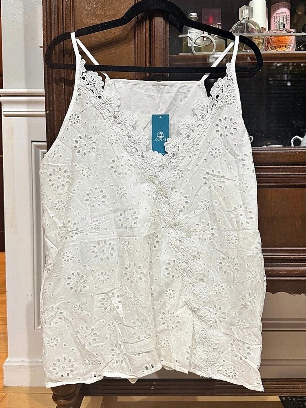 Cupshe White Eyelet V-Neck Tank Top